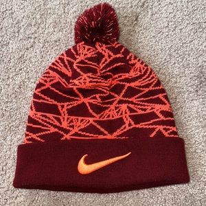 Women’s Nike beanie NWOT